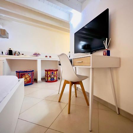 Rooms 153 Principe Umberto Noto Bagian luar foto