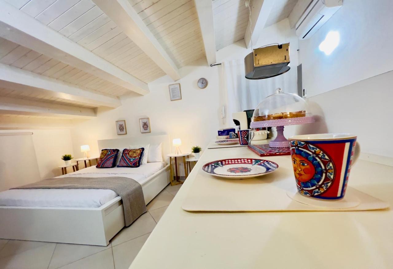 Rooms 153 Principe Umberto Noto Bagian luar foto