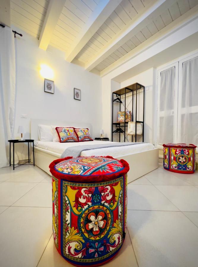Rooms 153 Principe Umberto Noto Bagian luar foto
