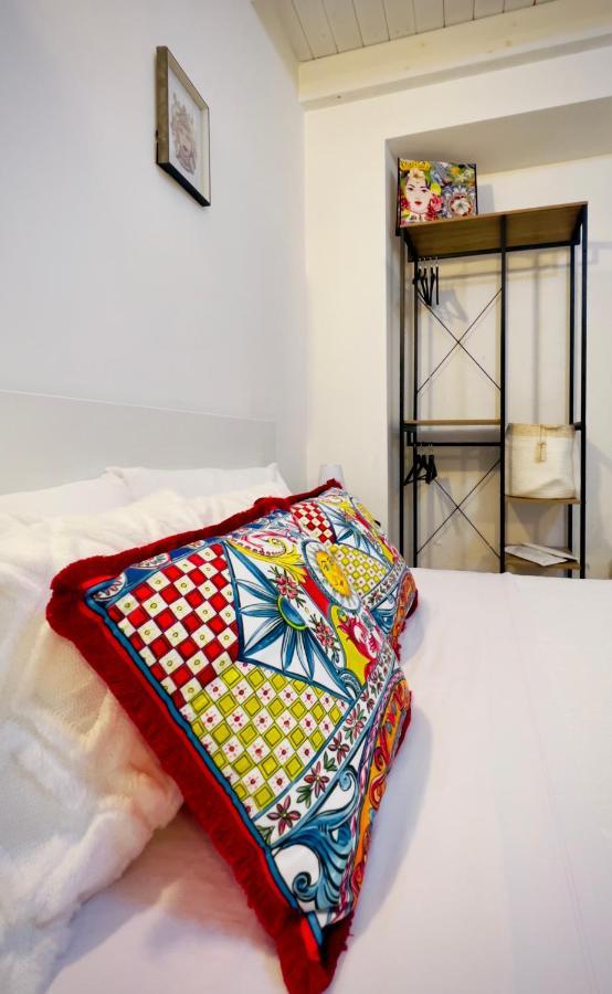 Rooms 153 Principe Umberto Noto Bagian luar foto